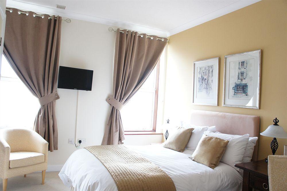 Asperion Hillside Hotel ギルフォード エクステリア 写真