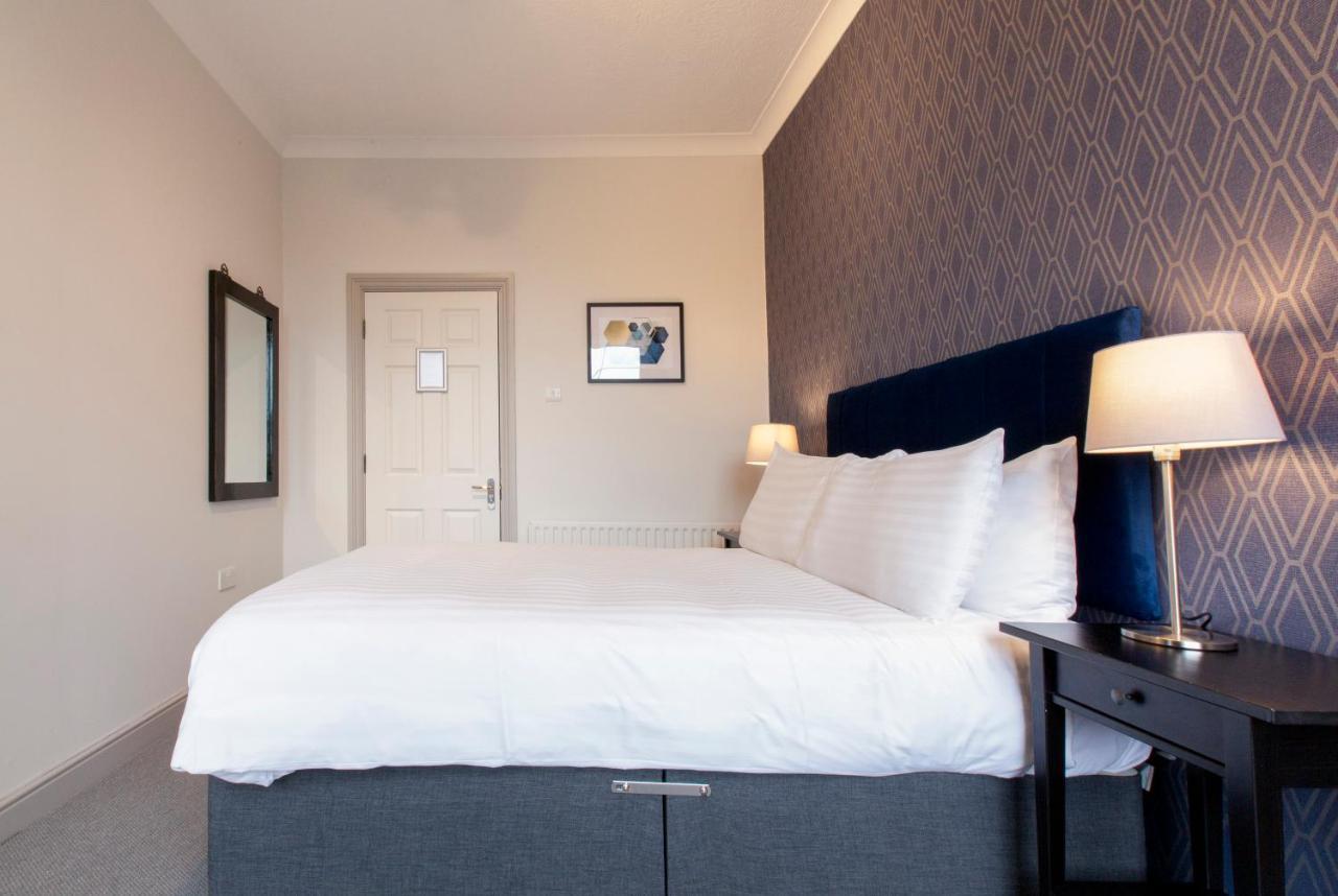 Asperion Hillside Hotel ギルフォード エクステリア 写真